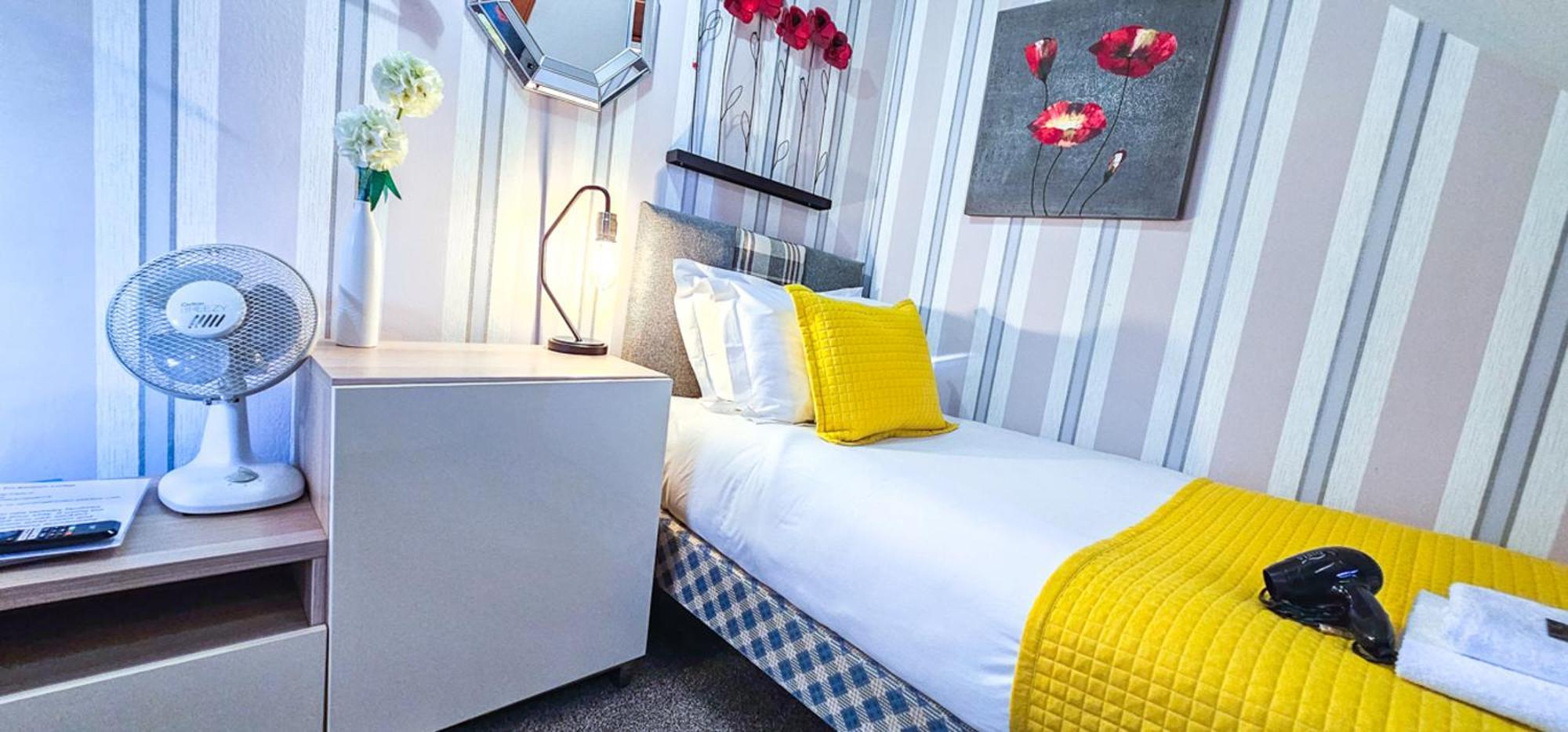 Mystayinn Kinloch Lodge Inverness Esterno foto